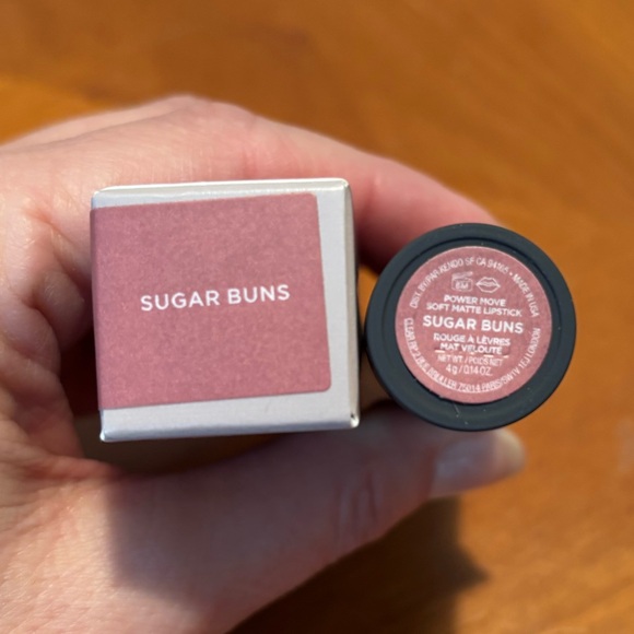 Bite Beauty Sugar Buns Lipstick Full-size - Picture 11 of 16